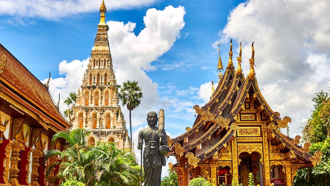 Phong thủy phòng khách: bài trí đón tài lộc và hòa khí gia đạo
